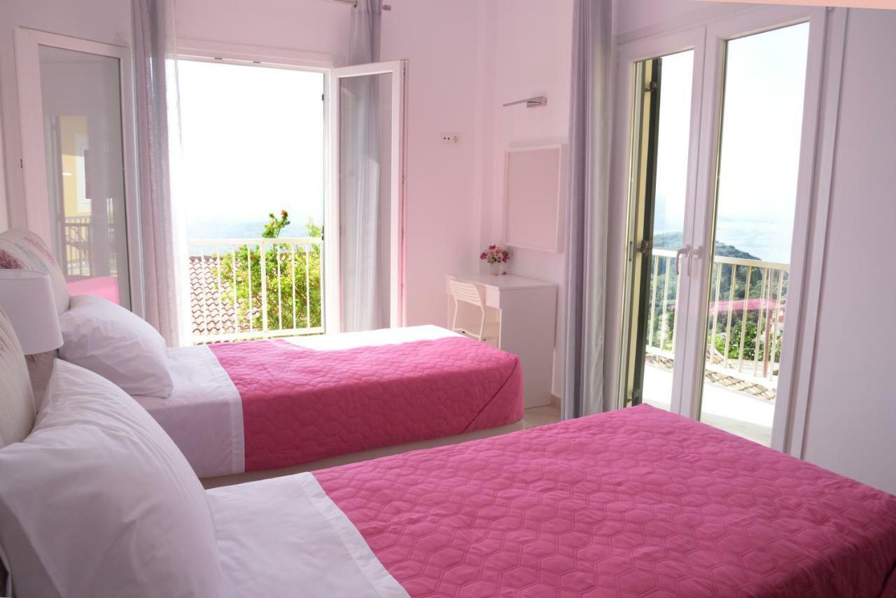 Kontis Apts Apartment Pelekas Bagian luar foto