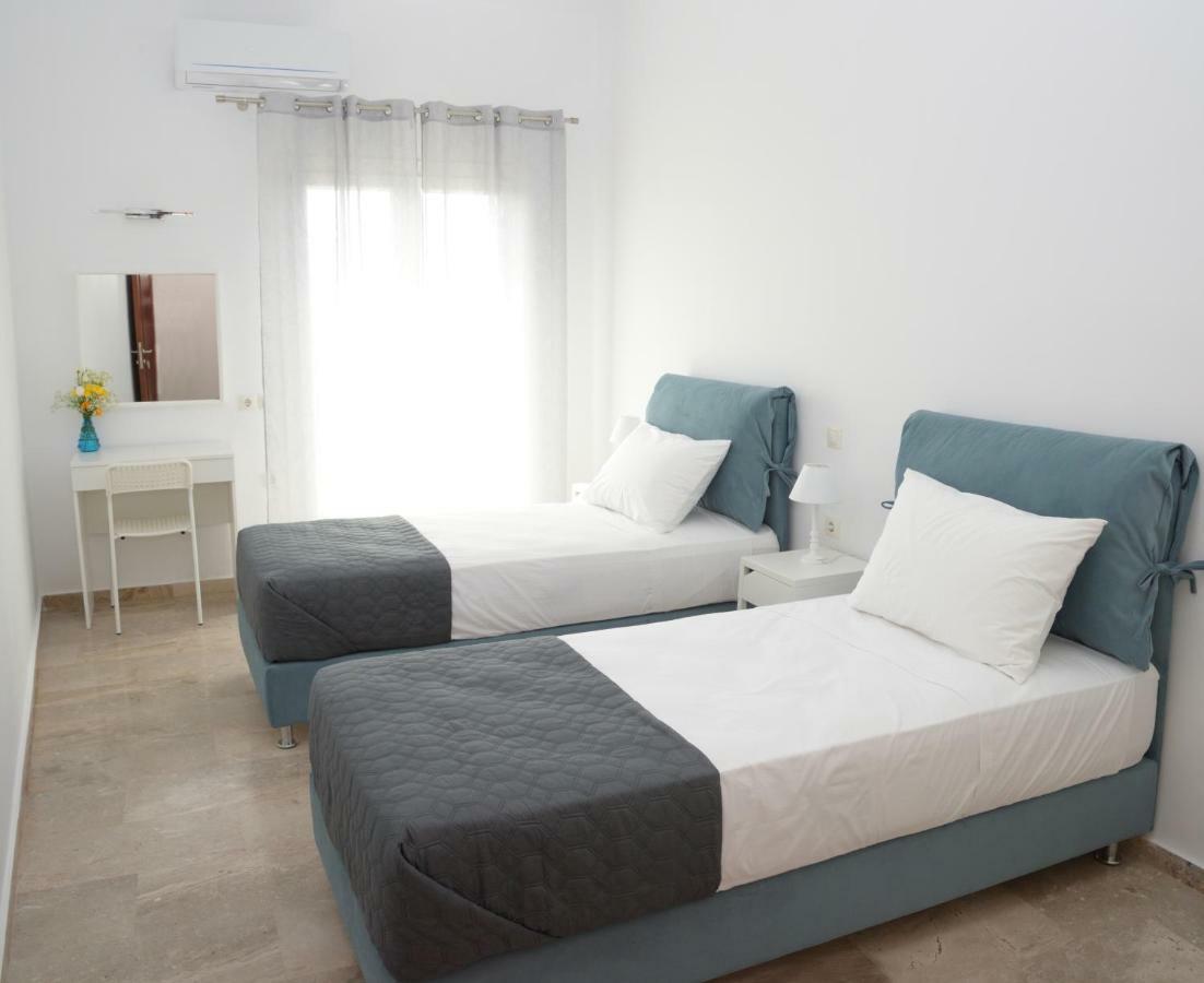 Kontis Apts Apartment Pelekas Bagian luar foto