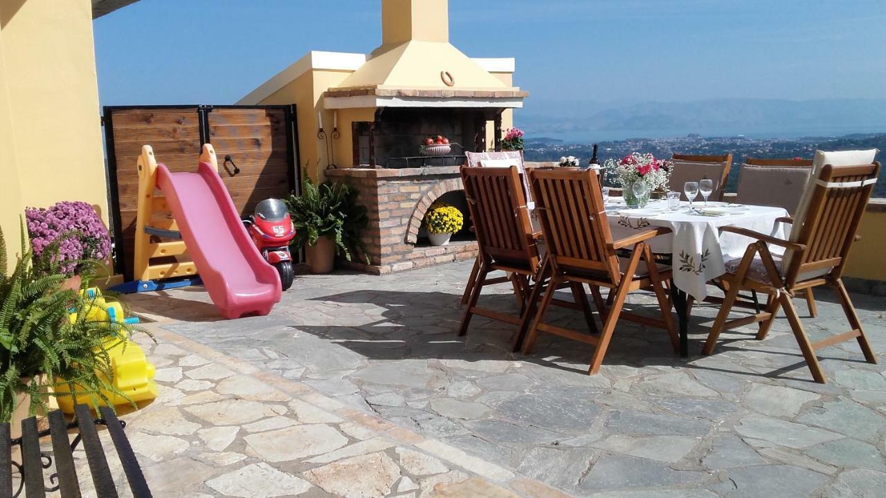 Kontis Apts Apartment Pelekas Bagian luar foto