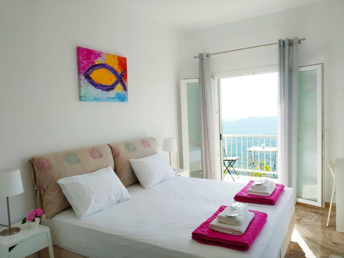 Kontis Apts Apartment Pelekas Bagian luar foto